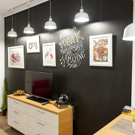 Artsy Studio 布加勒斯特